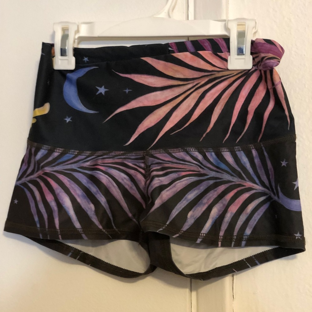 Teeki Yoga Shorts
